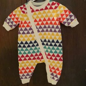 Triangle sweater jumper